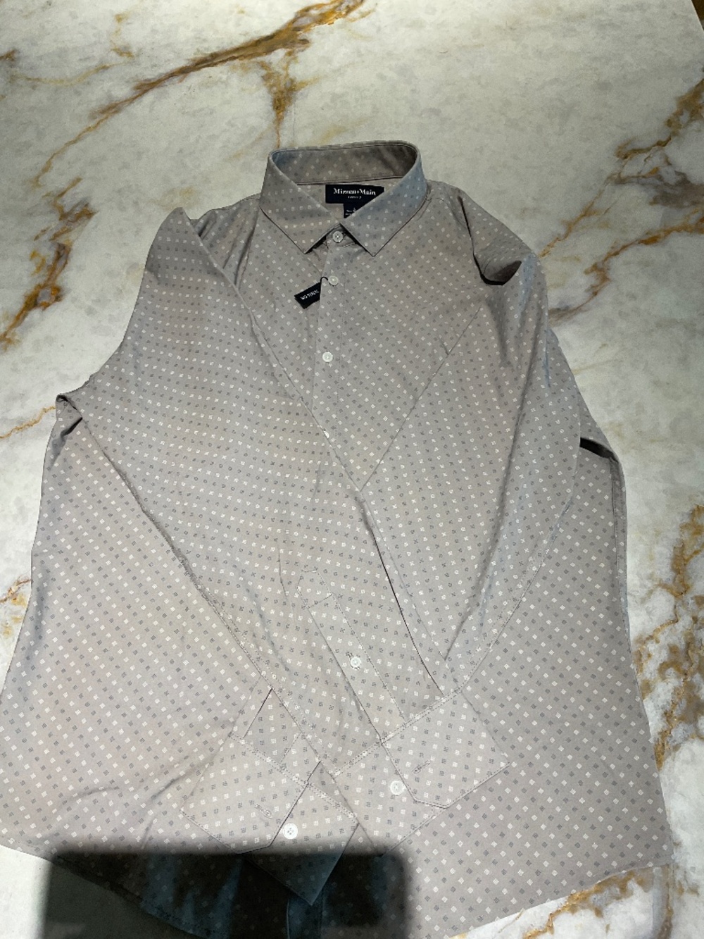 Men’s shirt